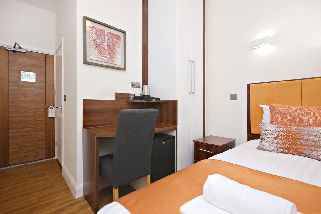Imperial Guest House Ltd. Hounslow Habitación foto