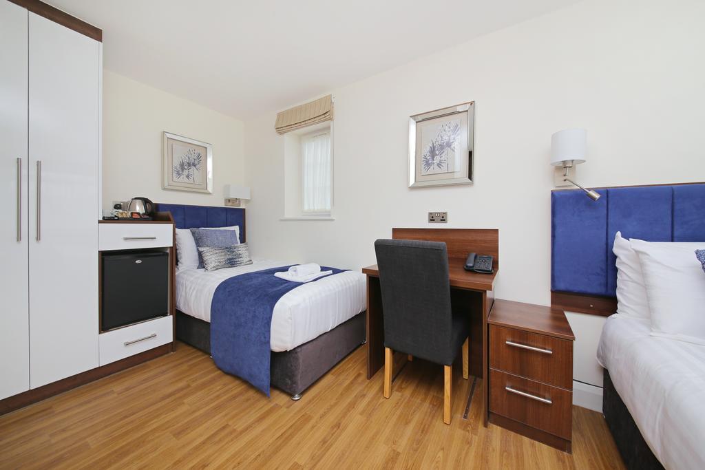 Imperial Guest House Ltd. Hounslow Habitación foto