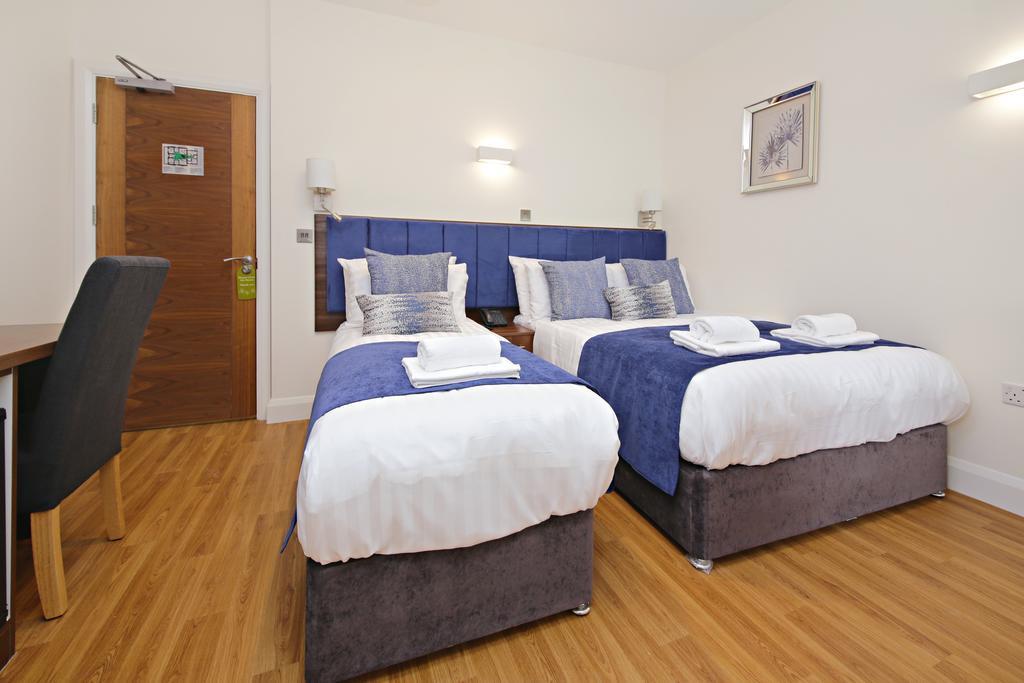 Imperial Guest House Ltd. Hounslow Exterior foto
