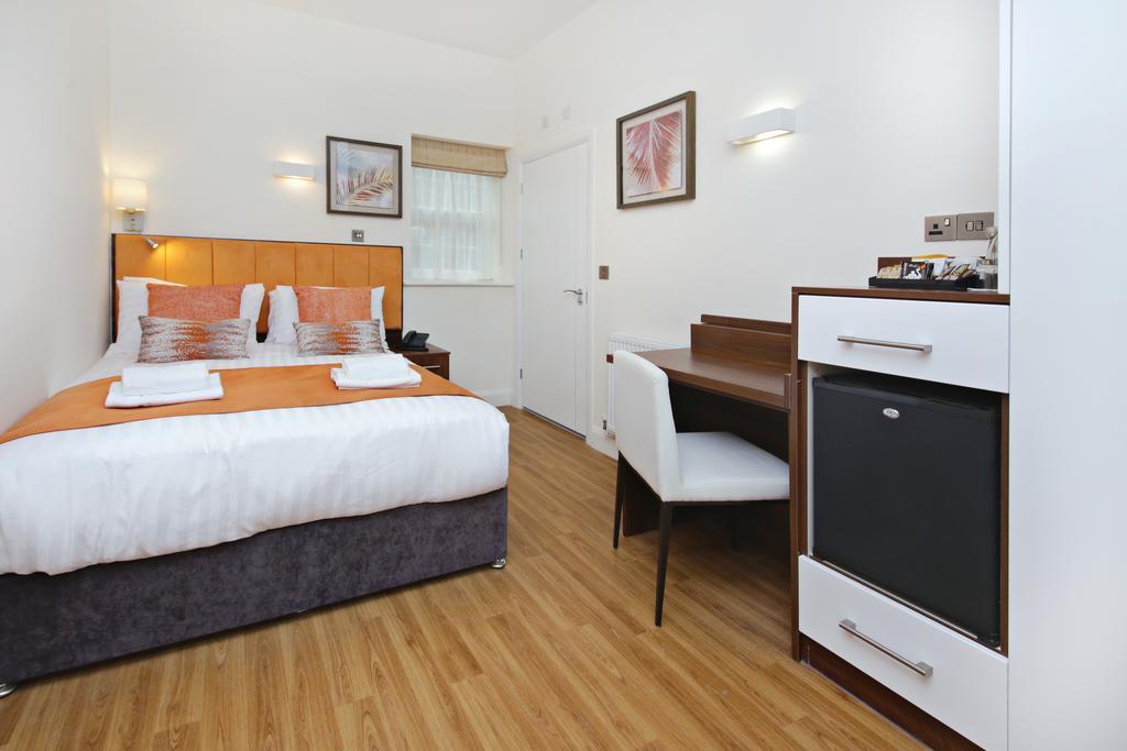 Imperial Guest House Ltd. Hounslow Habitación foto